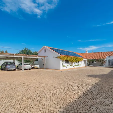 Orange Blossom Grove Çiftlik konaklama *